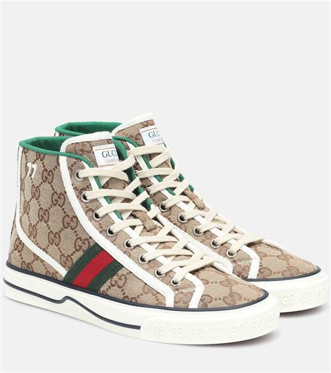 Chaussures Gucci pour femme .